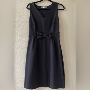 Boden black sleeveless v-neck midi wiggle dress 8R